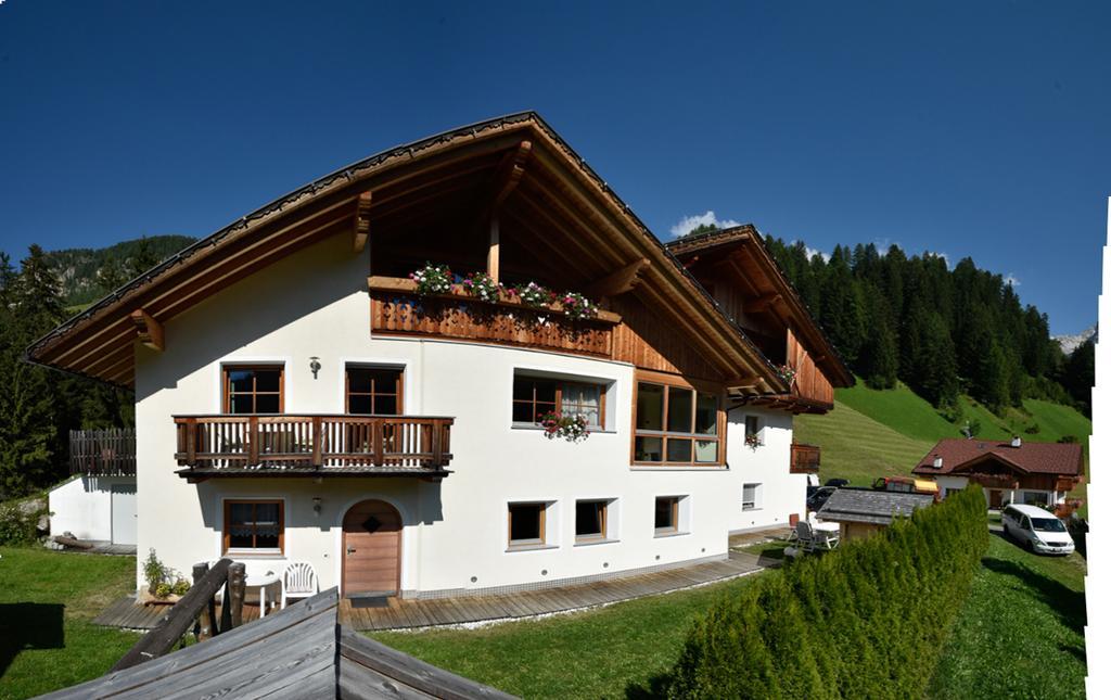 Ciasa Mirio' Apartment La Valle Exterior foto