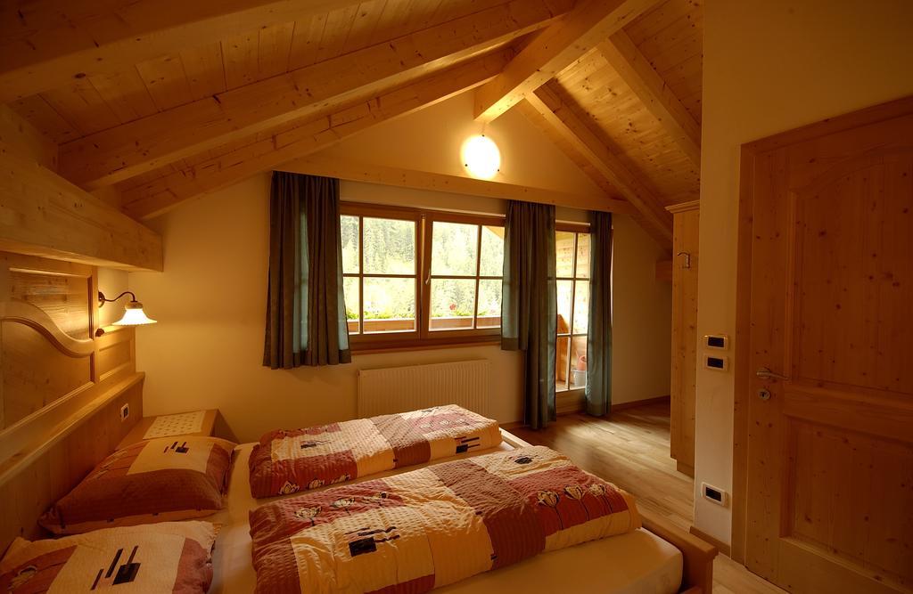 Ciasa Mirio' Apartment La Valle Cameră foto