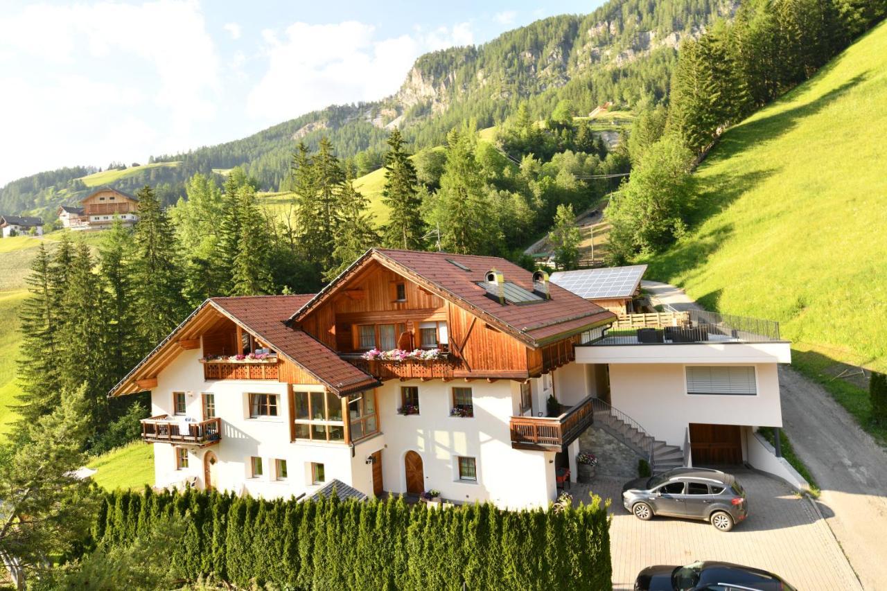 Ciasa Mirio' Apartment La Valle Exterior foto